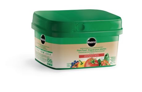 Miracle - Gro Water Soluble Fruits & Vegetable Plant Food10 - 5 - 15(500g) - Brandco Direct Inc